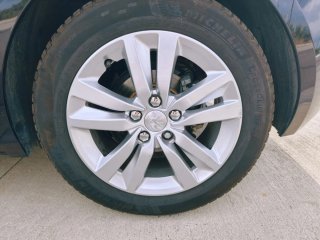 Peugeot 308 2015