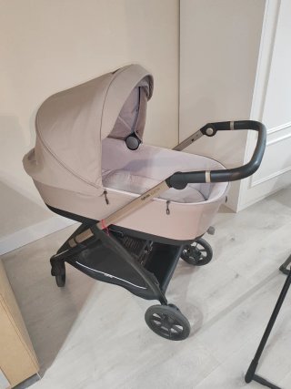 Passeggino Inglesina Electa in beige con ovetto e seduta