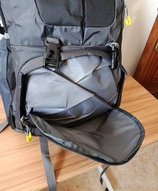 Mochila Negra 60L Impermeable Nueva