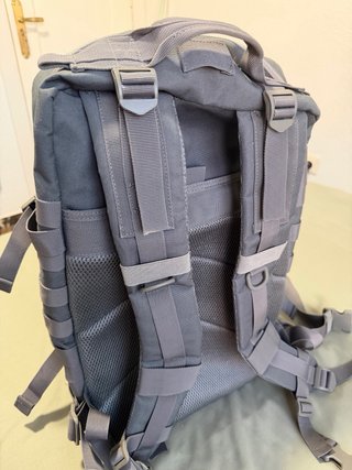 Mochila Táctica 50L con Parches