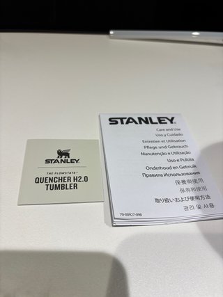 Taza Stanley Grande Rosa con Tapa y Pajita 1,2L