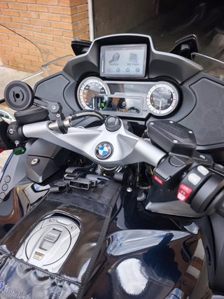 BMW R 1200 RT Negra y Marrón
