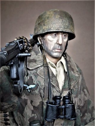 Figura custom escala 1/6 Paracaidista Alemán WWII