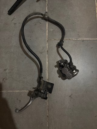 Freno y Pinza Delantera SH125 (2006)