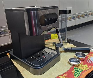 Macchina da caffè Cecotec Power Espresso 20 Coldbrew