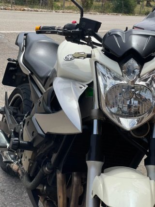 Yamaha XJ6 Naked