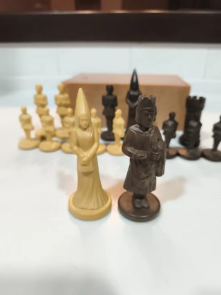 Lote 16 piezas ajedrez fantasía medieval