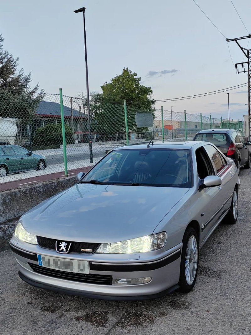 Peugeot 406 2000 - foto 1