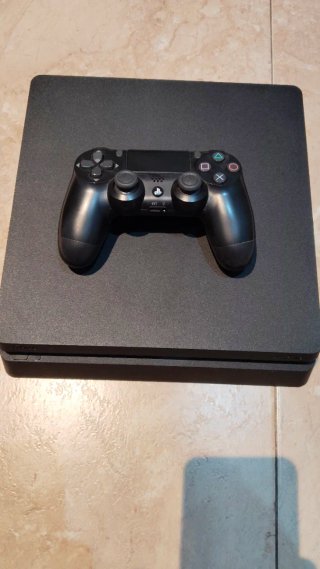 PS4 Slim 500GB + Mando Inalámbrico