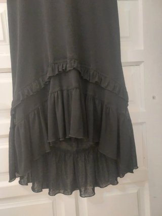 Vestido negro Stradivarius volante Talla M