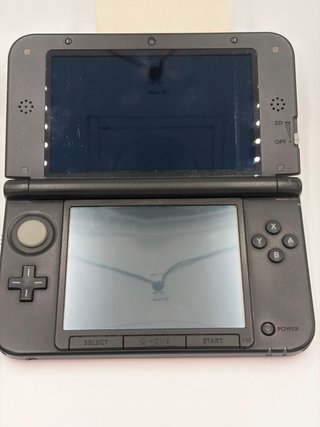 Nintendo 3DS XL Roja