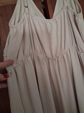Vestido largo-maxi, hombros y espalda al aire