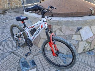 Bicicleta B-Pro Blanca