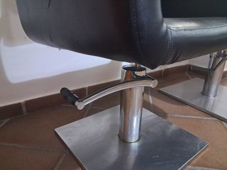 2 Sillones de Peluquería Negros