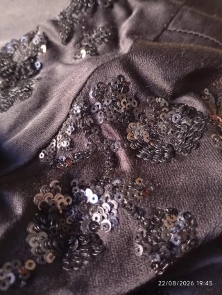Camisa Zara bordada negra