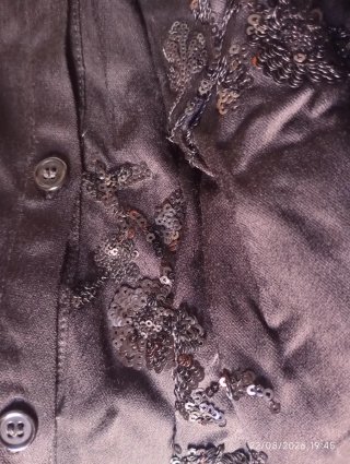 Camisa Zara bordada negra
