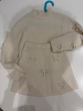 Conjunto Zara lana beige lazos talla 9-10 años