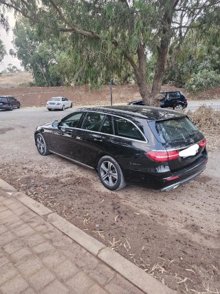 Mercedes-Benz 220 clase E familiar negro km 500300