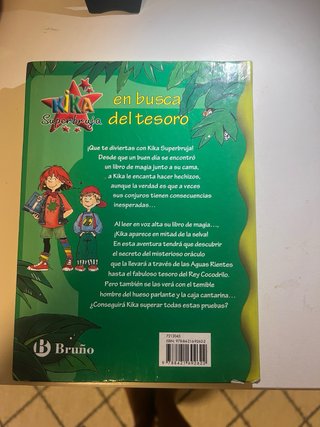 Kika Superbruja en busca del tesoro
