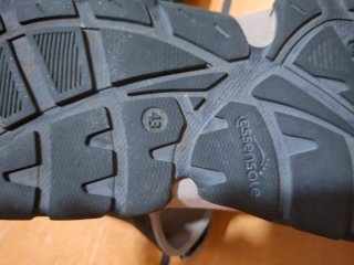 Sandalias Trekking Hombre Negro y Rojo