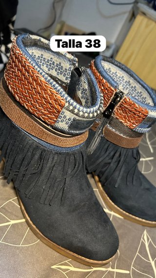 Botas y zapatos