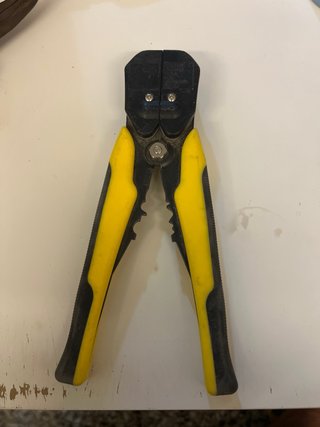 Alicates Wiha Profesionales Eléctricos