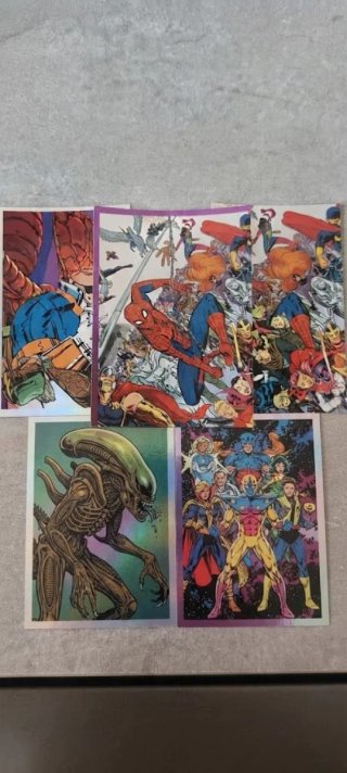 Figurine Marvel e Alien
