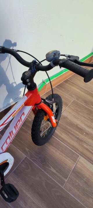 Bicicleta infantil roja 14"