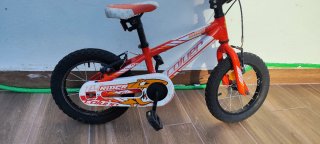 Bicicleta infantil roja 14"