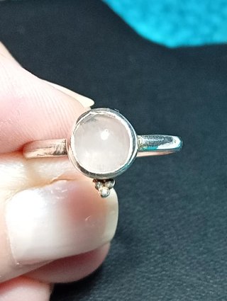 Anillo Plata de Ley cuarzo rosa lo