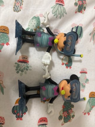 3 Figuras Minnie Mouse con Ropas