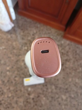 Escoba aspiradora con luz LED