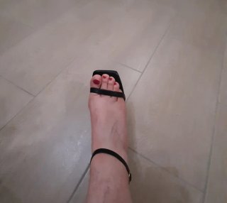 Sandali neri eleganti