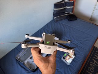 DJI Mini 3 Pro + DJI RC, batería y accesorios