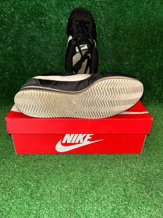 Nike Cortez Negras y Blancas