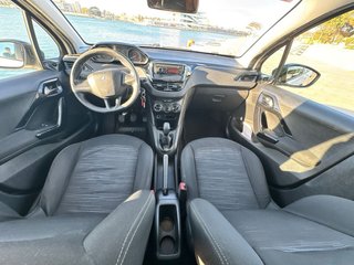 Peugeot 208 2016
