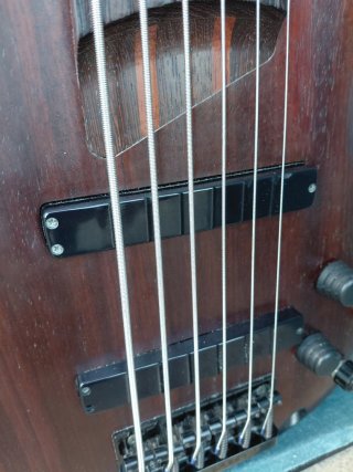 Bajo Ibanez SR1306-PD