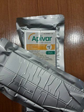 Dos envases Tratamiento colmenas varroa cad 2028