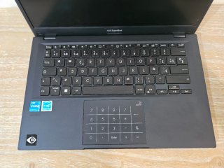 Asus 8 hilos 16Gb RAM 12th Gen 256GB 14" FullHD