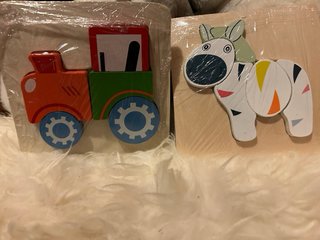 Juego cubo, torre apilable colores y puzzles