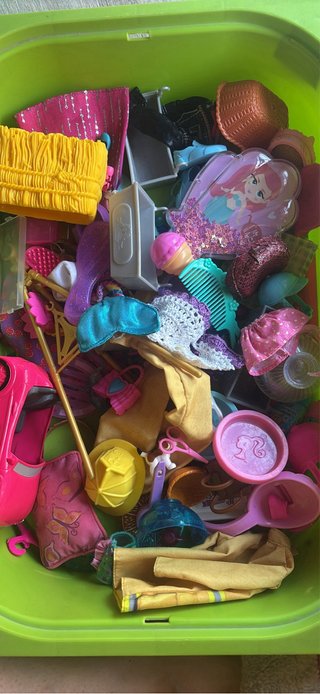 Lote Muñecas Barbie y complementos