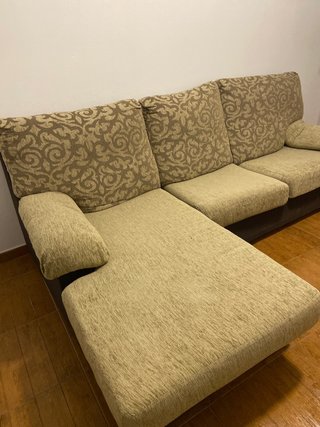 Sofá seccional beige y gris