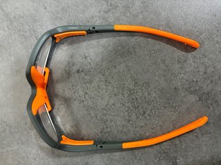 Gafas deportivas niño