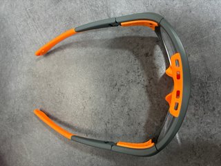 Gafas deportivas niño