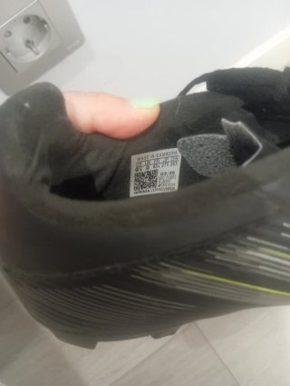 Botas de fútbol Adidas F50 Negras y Verdes