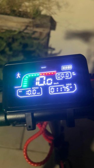 Patinete eléctrico iX3 con llave
