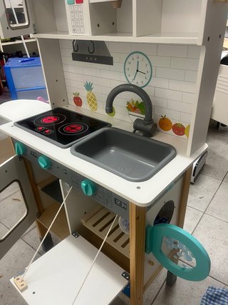 Cocina infantil de madera / Cuineta joguina