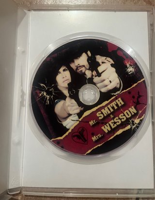 DVD Mr. & Mrs. Smith & Wesson (inglés)