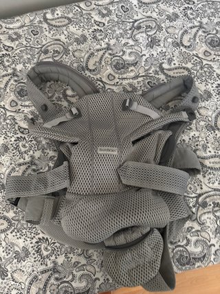 Mochila Porta Bebé Move BabyBjörn Gris