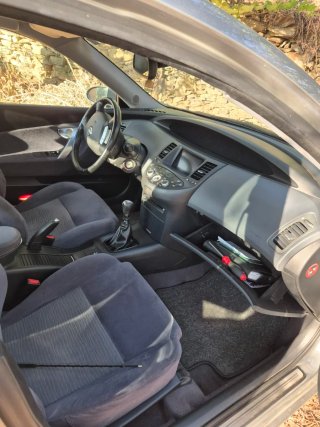 Nissan Primera 2004